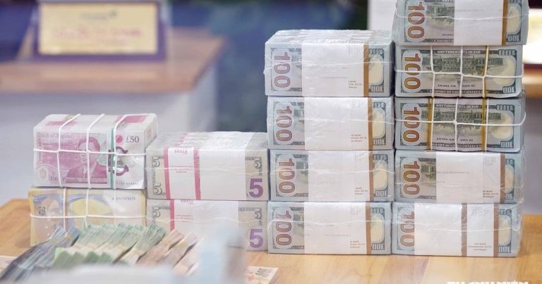 سعر صرف الدولار الأمريكي اليوم، 19 يوليو 2026: يرتفع بالتوازي مع اليورو والجنيه الإسترليني.