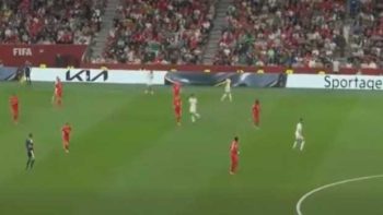 إمبولو يسجل هدف سويسرا الوحيد أمام الجزائر في الشوط الأول بكأس العالم 2026