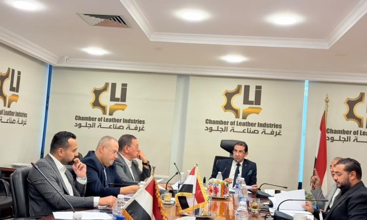 غرفة صناعة الجلود: إعداد مذكرة فنية بشأن تعديلات مواصفات الأحذية ومراجعة الأسعار الاسترشادية