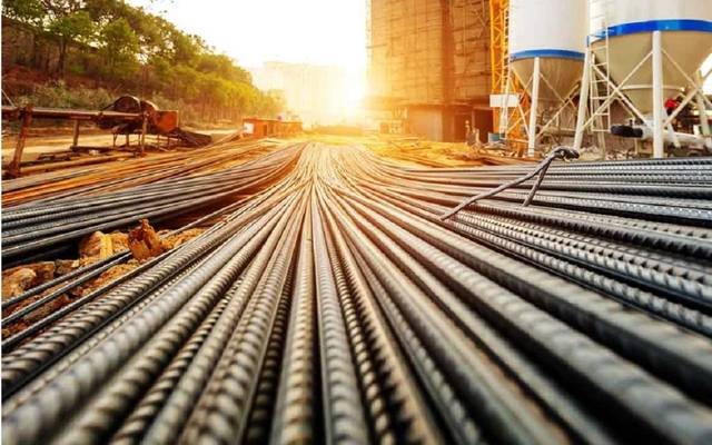 متوسط سعر طن الحديد بالسعودية يرتفع 24% خلال النصف الأول من 2026