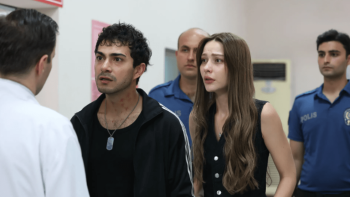 مسلسل إسطنبول رأسا على عقب الحلقة 6 .. حياة ملك في خطر