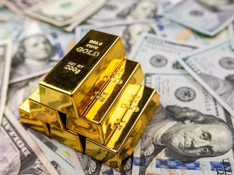 مع استمرار الأزمات الدولية.. هل عليك شراء الذهب؟ وكيف؟ | اقتصاد