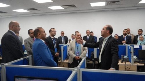 وزير المالية يوجه موظفي الكول سنتر بتسهيل إجراءات المستثمرين للاستفادة من التسهيلات الضريبية الجديدة مؤكداً أن الوزارة في خدمتهم
