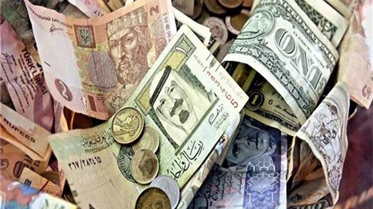 الدينار بـ163.7 جنيه… أسعار العملات العربية بداية تعاملات اليوم