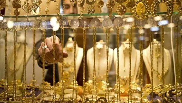 أسعار الذهب في مصر اليوم الجمعة.. الجرام عيار 21 الآن بعد آخر تراجع