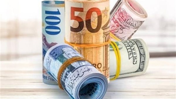 تراجع أسعار العملات الأجنبية والعربية أمام الجنيه المصري في بداية تعاملات الأربعاء 5-8-2026