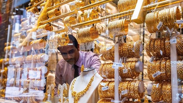 ثابت بدون تغيير.. تفاصيل سعر الذهب في الإمارات الآن
