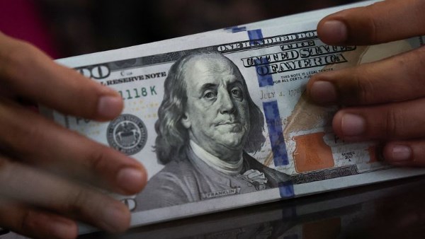 أسعار الدولار والعملات الأجنبية مقابل الجنيه اليوم الاثنين