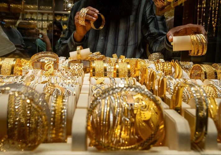 أسعار الذهب في مصر تتراجع 30 جنيهًا اليوم.. وعيار 21 يسجل 6380 جنيهًا -جريدة المال