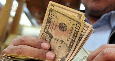 الدولار يحافظ على استقراره أمام الجنيه اليوم السبت..وهذه أسعاره في البنوك