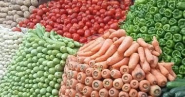 الطماطم بـ10 والبصل بـ 12.5 جنيه.. تعرف على أسعار الخضراوات بأسواق سوهاج اليوم