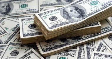 سعر الدولار على مدار الساعة.. 51.05 جنيه شراء الأخضر فى بنك البركة