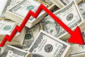 سعر الدولار يتراجع في 10 بنوك خلال أسبوع