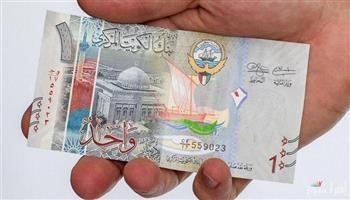 سعر الدينار الكويتي مقابل الجنيه اليوم الأحد 23-8-2026 في البنوك