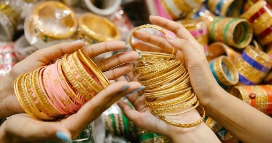 20 جنيها.. تغيرات محدودة بين الصعود والهبوط في سعر الذهب اليوم