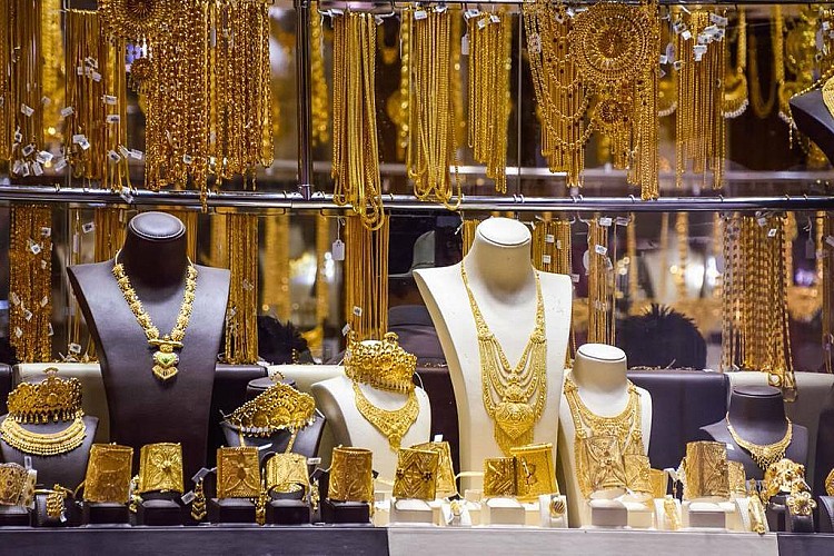 أسعار الذهب في مصر بحلول تعاملات مساء اليوم الأحد 13 سبتمبر 2026