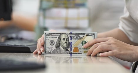 أسعار الصرف في النصف الثاني من العام: الحفاظ على التوازن وسط ضغوط مختلفة.