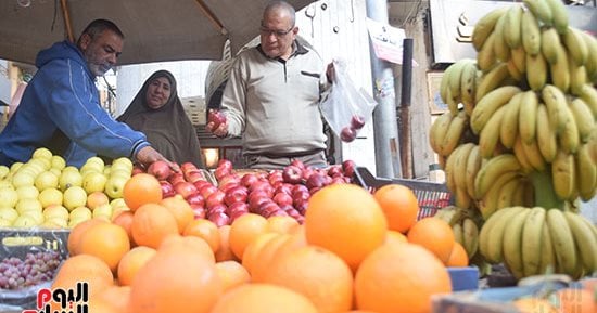 أسعار الفاكهة بأسواق سوهاج اليوم.. الموز بــ30 جنيها