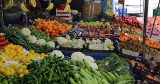 الطماطم بـ20 جنيها.. أسعار الخضراوات والفاكهة فى أسواق أسوان اليوم