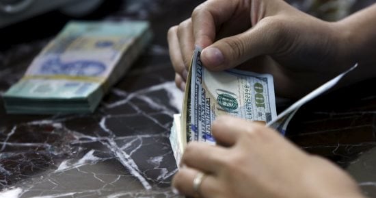 سعر الدولار مقابل الجنيه تحت سقف الـ53 جنيها اليوم الثلاثاء