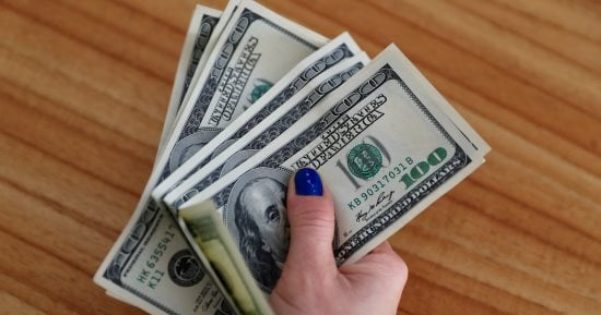 قبل عودة البنوك.. سعر الدولار السبت 19-9-2026 يحافظ على 52 جنيهًا
