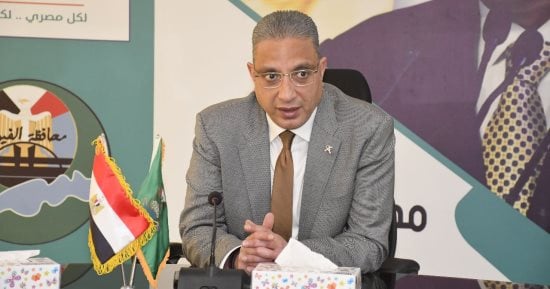 محافظ الجيزة يوجه بتكثيف الرقابة على الأسواق والتوسع فى معارض السلع المخفضة