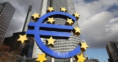 التضخم يشتعل في منطقة اليورو والمركزي الأوروبي تحت ضغط لرفع الفائدة